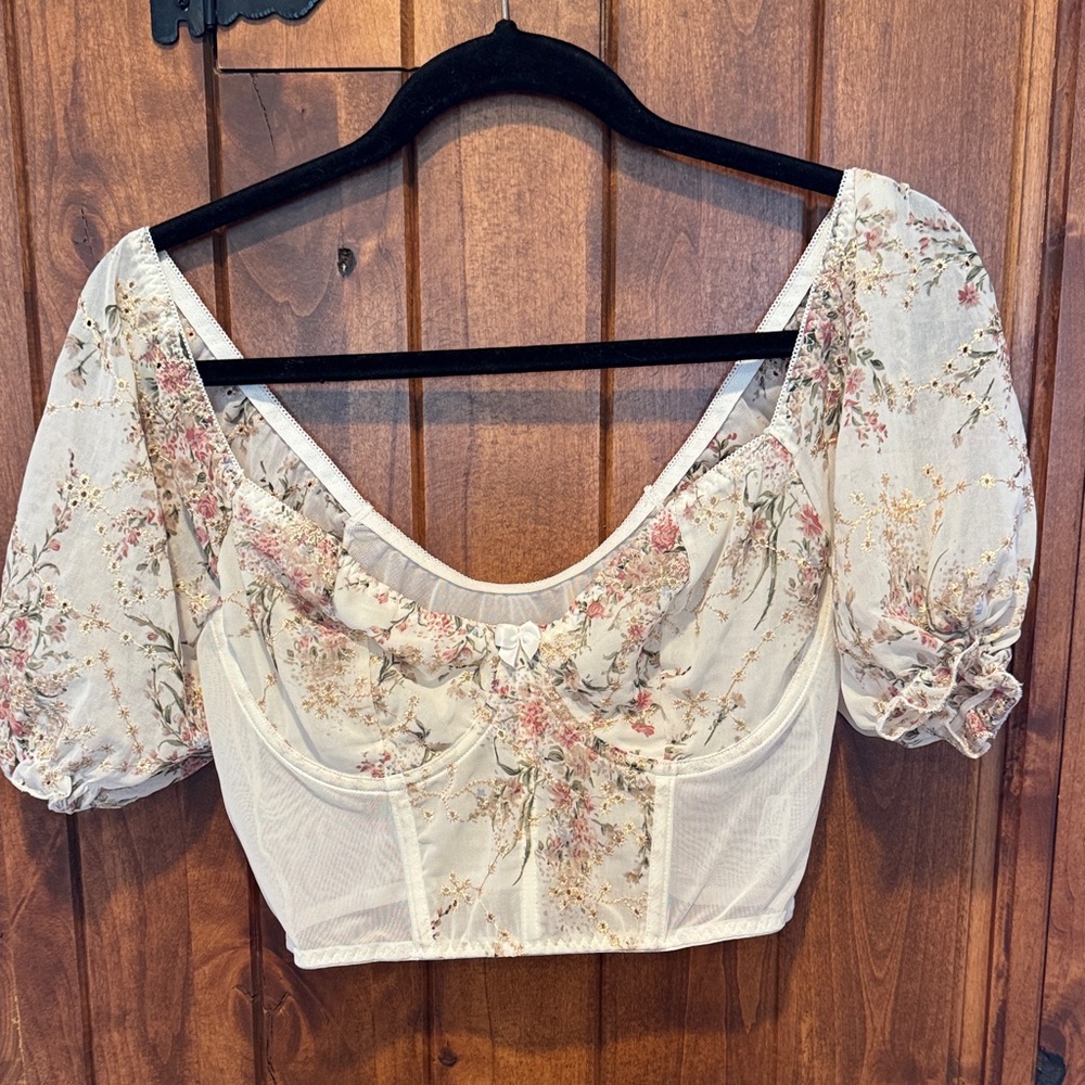 Floral Puff Sleeve Crop Top